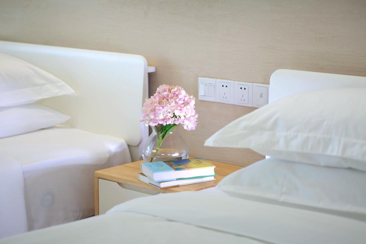 Care Residential Hotel Haikou  Extérieur photo